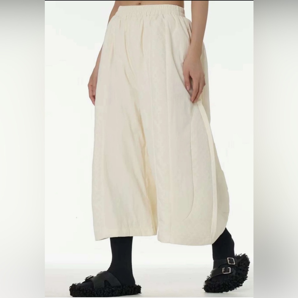 Cream Wide Leg High-Waisted Pants - Picture 3 of 5